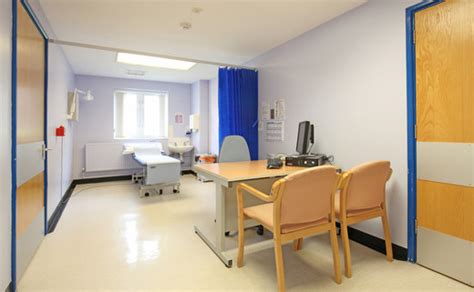 In the Examination Room Ch. 01 .
